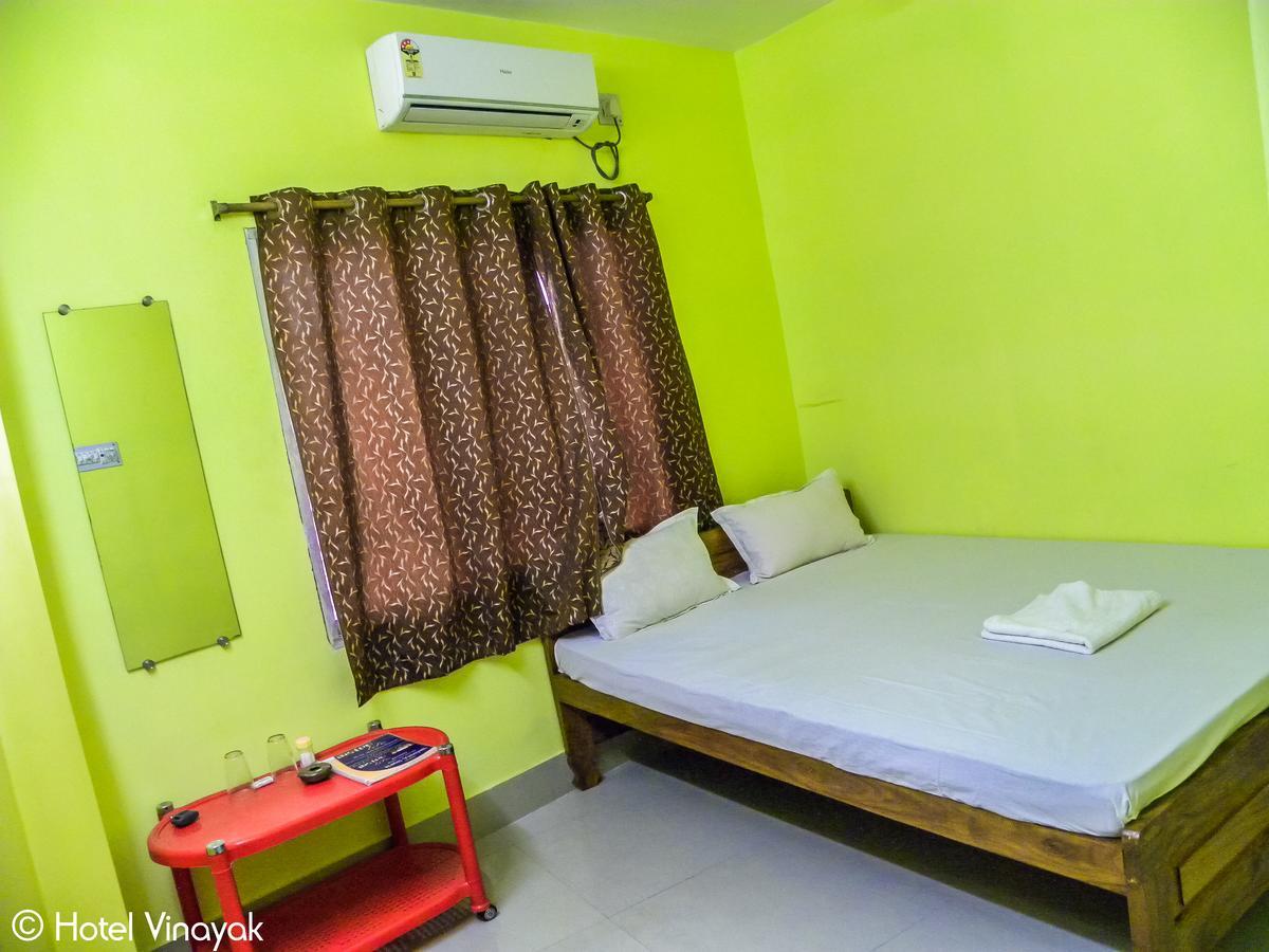Hotel Vinayak Māldah Kültér fotó